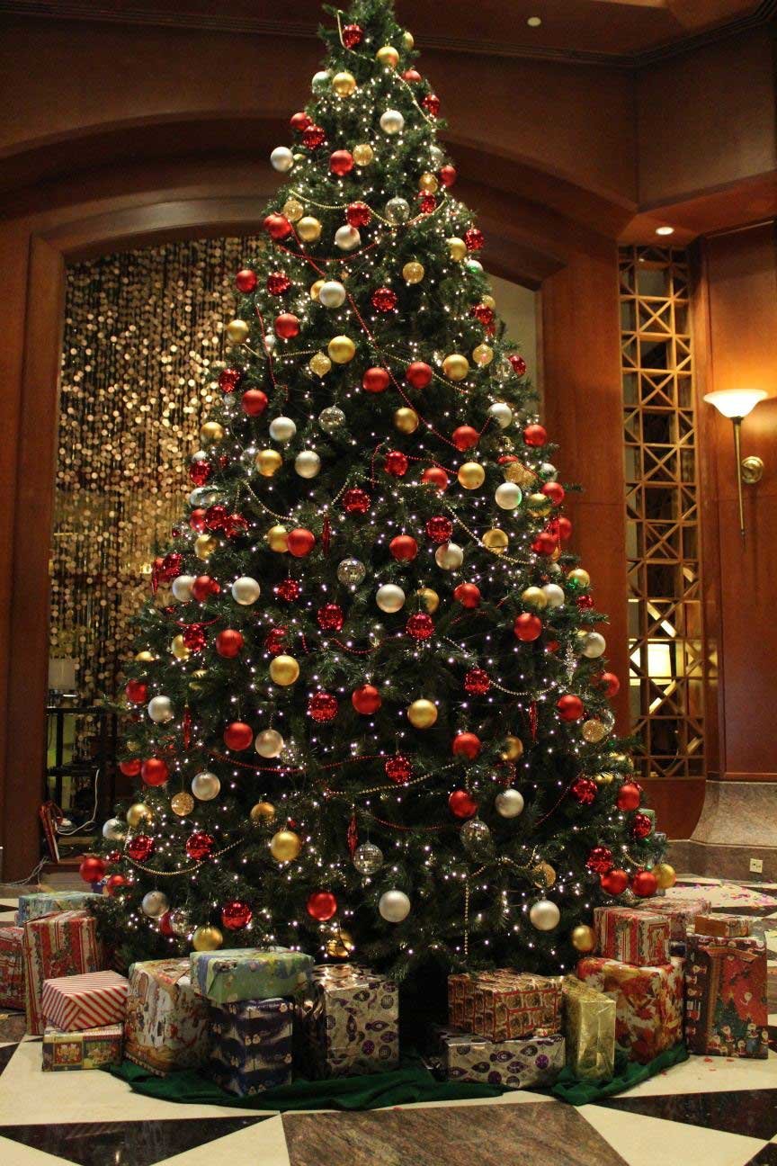 Ornaments Christmas Tree