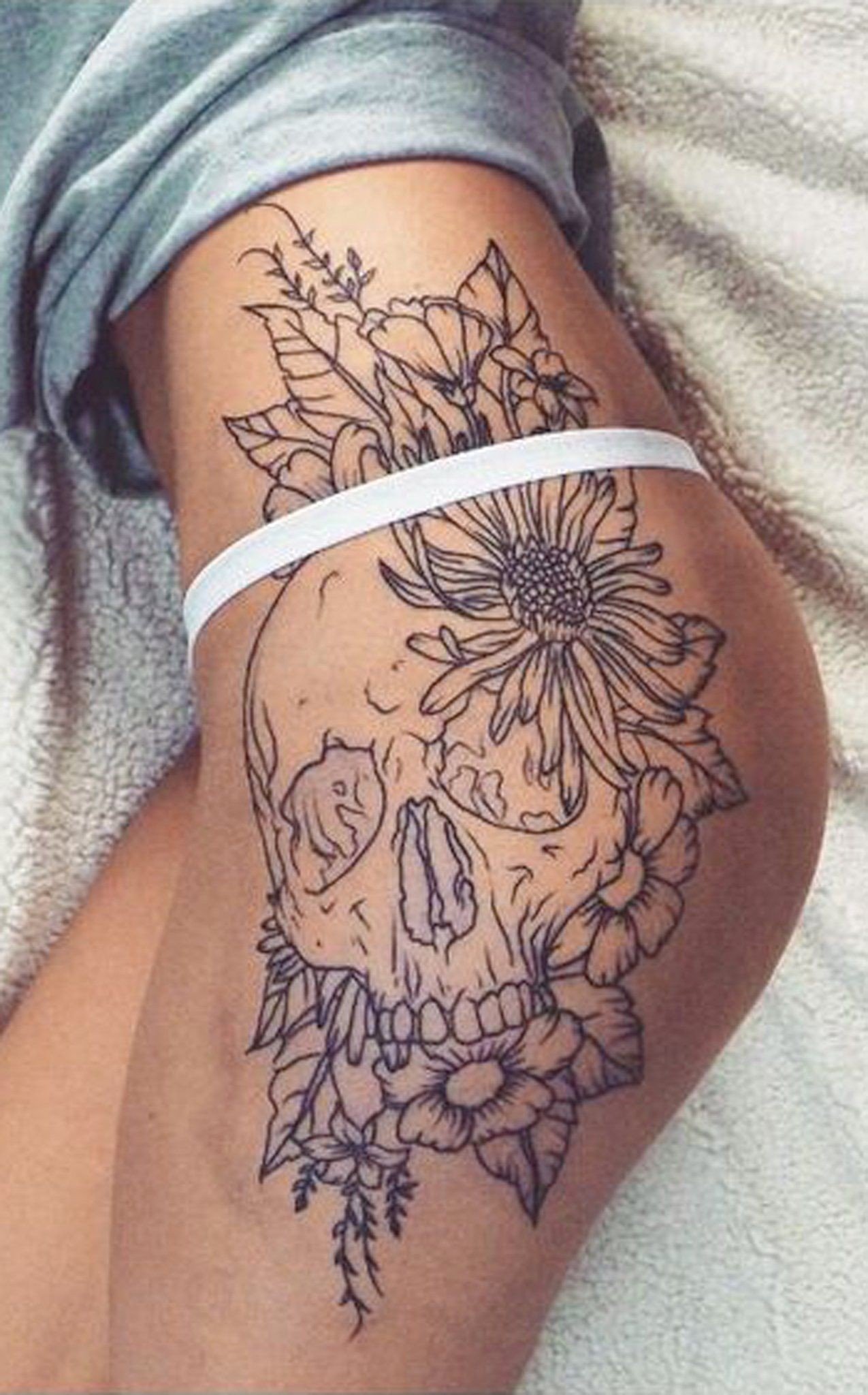 tattoo designs for womens side Best of 30 Women s Badass Hip Tattoo Ideas Pinterest