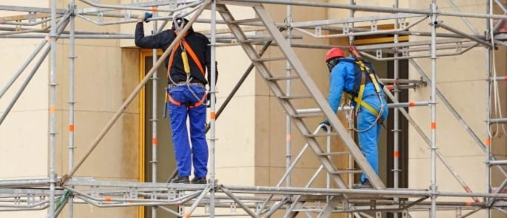 Ensuring Safety When Working Involving a Scaffolding