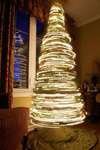 Unique Christmas Tree Decorating Ideas