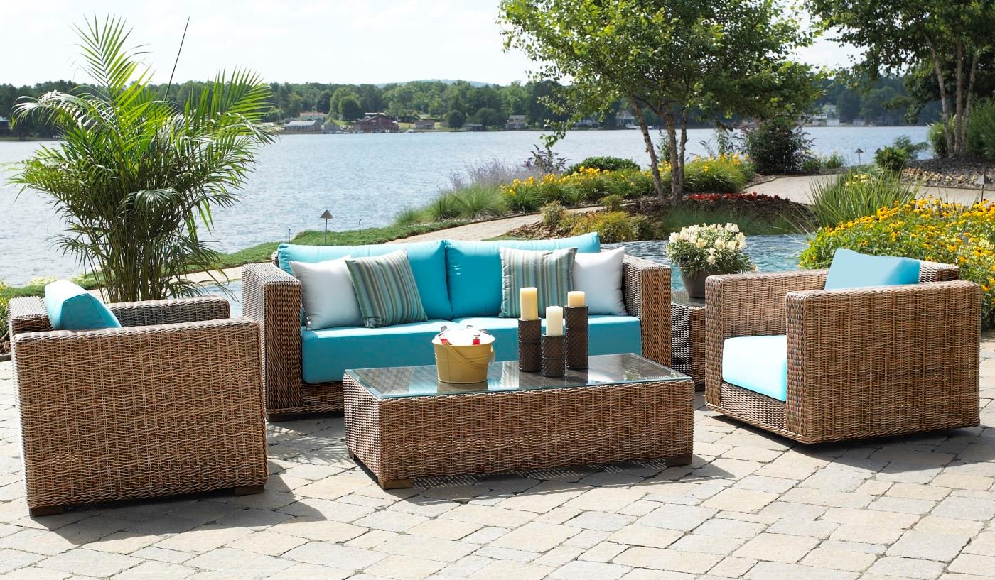 Stunning wicker patio furniture