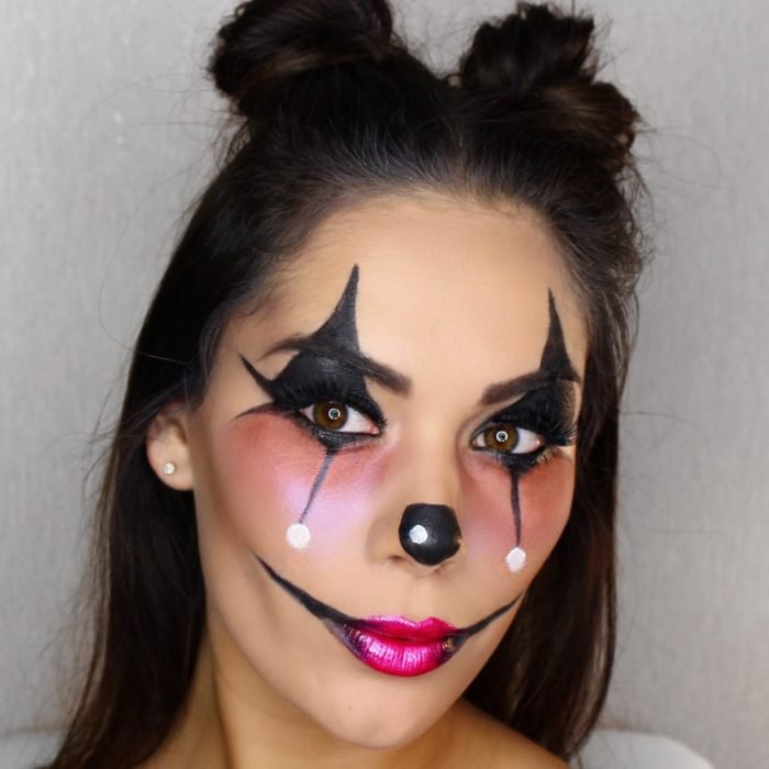 25 Funky Clown Makeup Ideas For Halloween