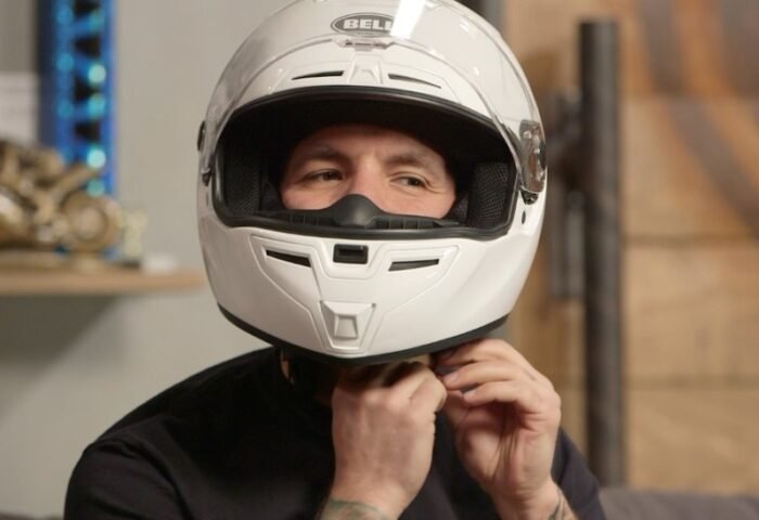 Motorcycle Helmet Fitment Explained · Beautifulfeed