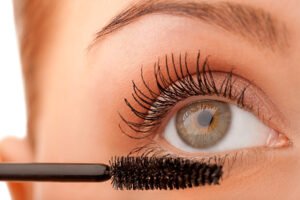 4 Tips for Purchasing the Right Fake Eyelashes